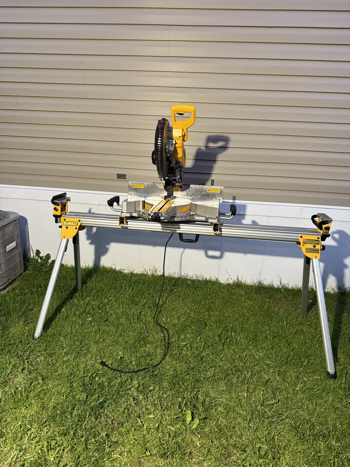 15 Amp Corded 12 in. Double Bevel Sliding Compound Miter Saw and Heavy Duty Miter Saw Stand with Wre