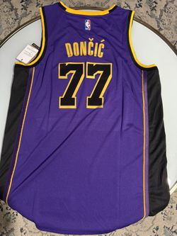 Los Angeles Lakers Luka Doncic Jersey *M or XXL*