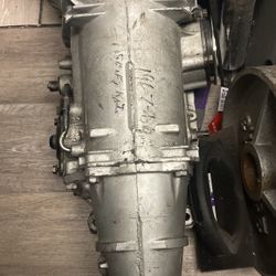 c4 tranny  t shift kit in it 