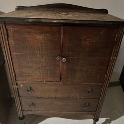 Antique Dresser Carman Furniture 