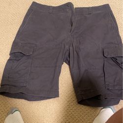 Men’s Cargo Shorts. 