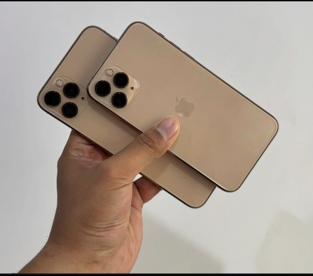 iPhone 11 Pro Max Unlocked With Warranty