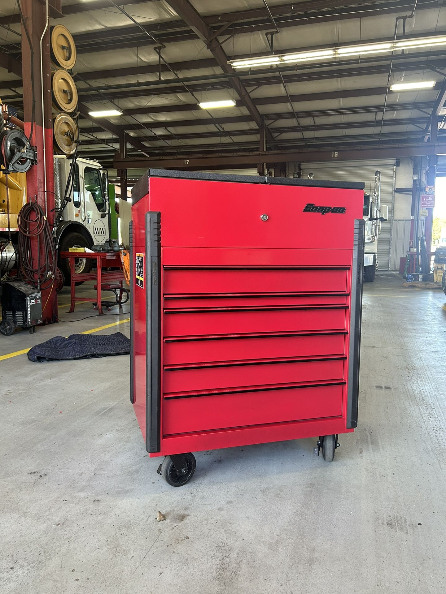 Snap On Roll Cart/tool Box