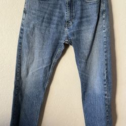 Men’s Levi Jeans