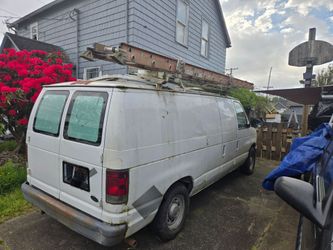 2005 Ford E-150