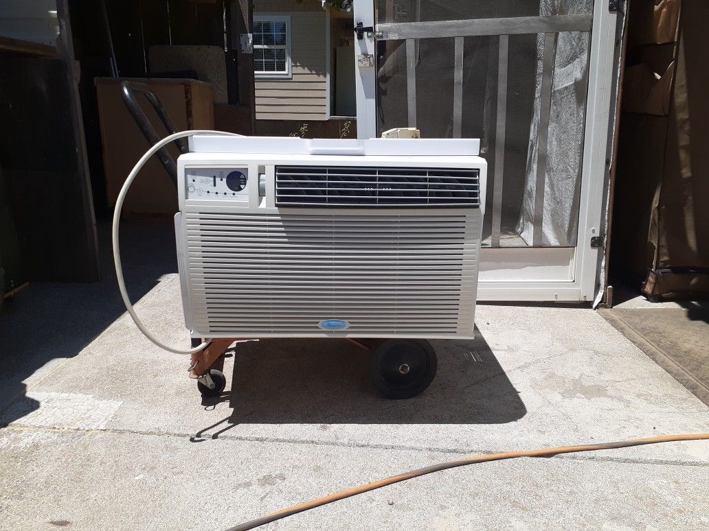 Whirlpool 12,000 BTU Air Conditioner