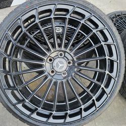 20"new Staggerd Wheels With New Tires For MERCEDES BENZ S560