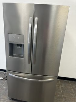 Frigidaire Bottom Freezer