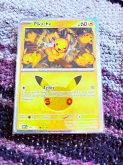 Pikachu Holo Pokémon Trading Card