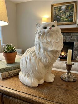 MCM Ceramic White Persian Cat Figurine, Green-Eyed Cat Decorative Figurine