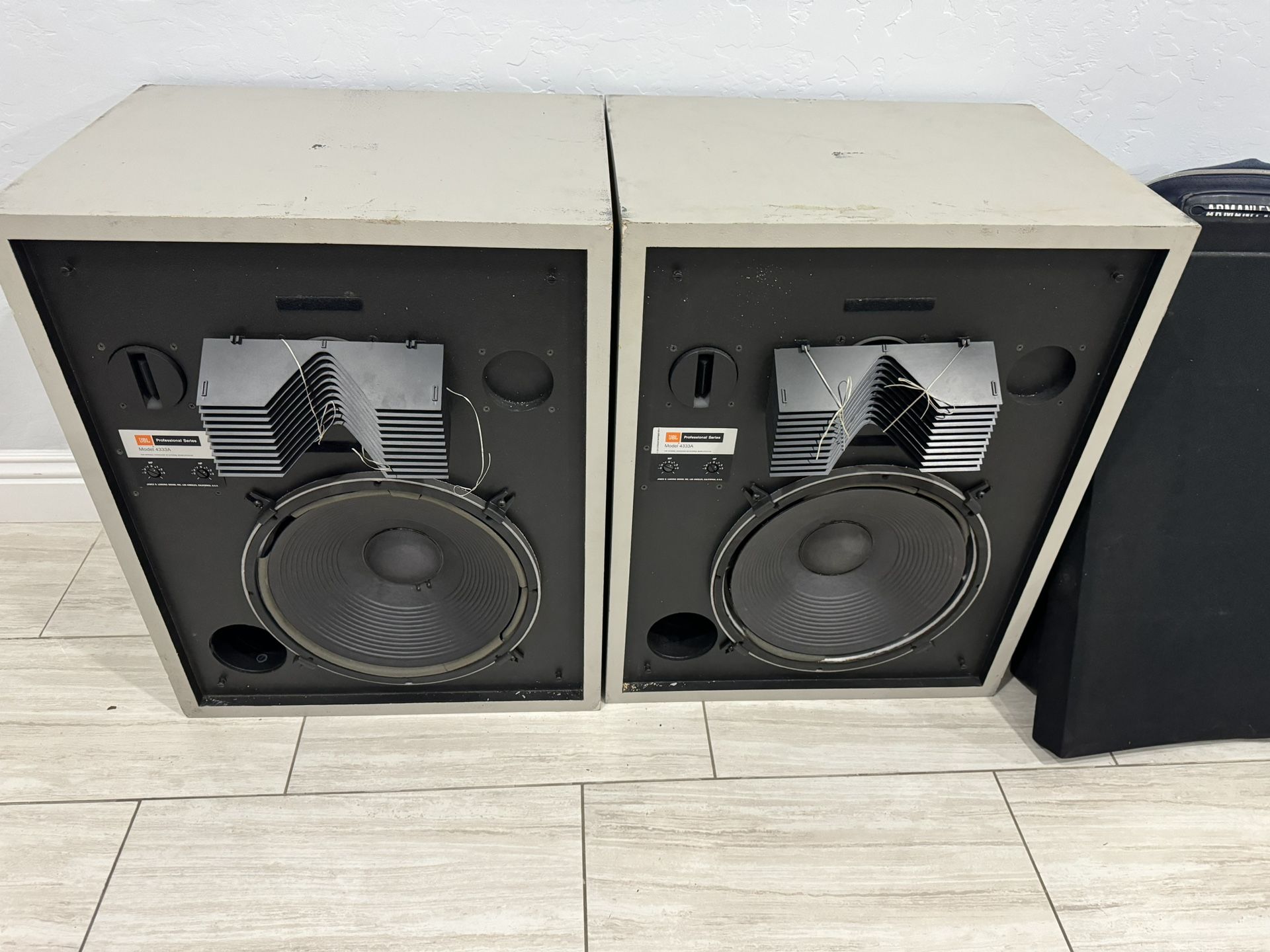 Jbl 4333A
