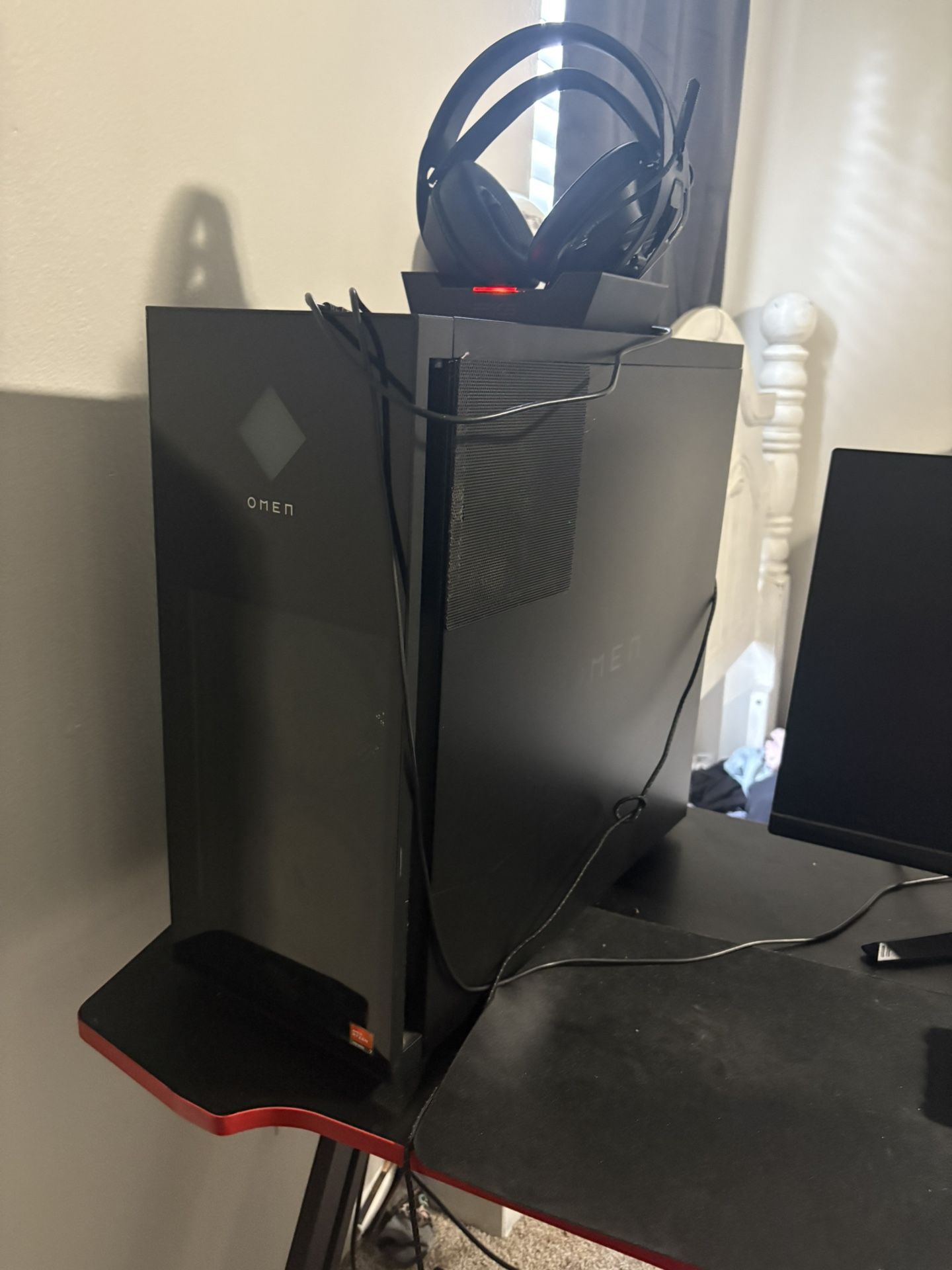 Omen 40L Pc Computers & Accessories