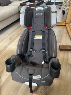 4in 1 Graco baby/ toddler Car seat