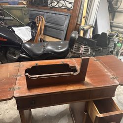 Vintage SINGER Sewing  Table OBO