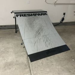 Foldable Skate Ramp  