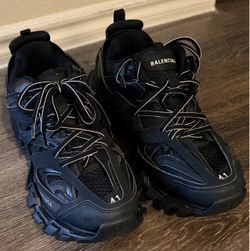 Balenciaga Track Black