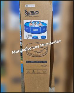 Sunrio 10ft x 30in Swimming Pool Metal Frame +Pump/Filter/Cover