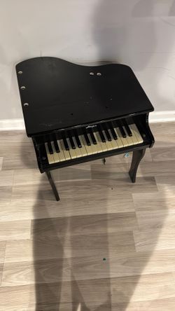 Toy piano
