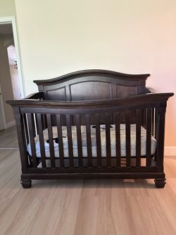 Baby crib