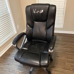 Office Chair ($15 Decatur, GA)