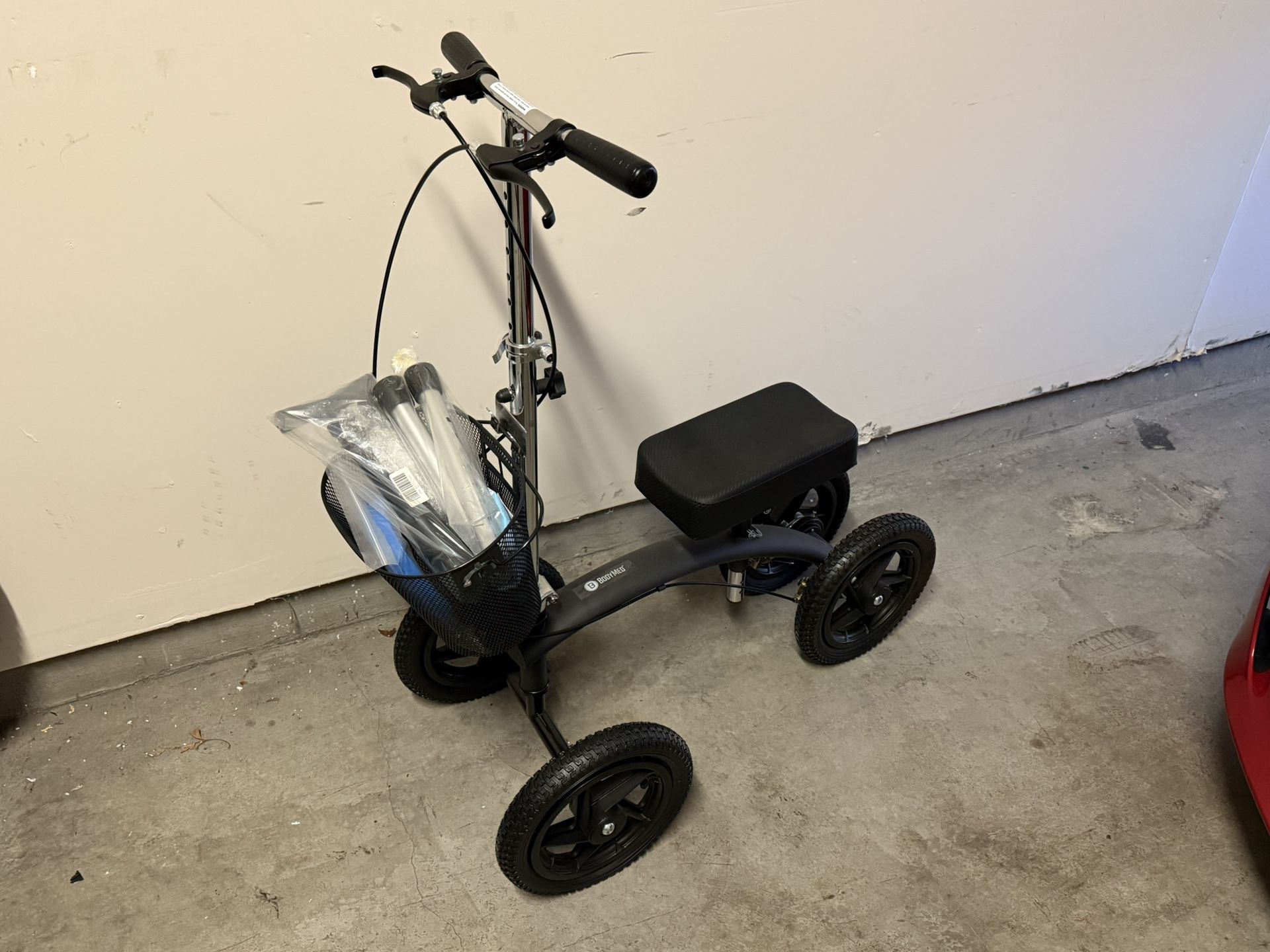 BodyMed All-Terrain Knee Scooter (NEW)
