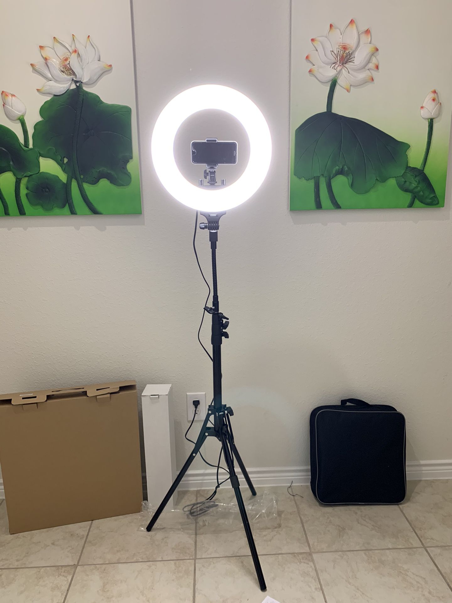14” LED Dimmable Ring Light
