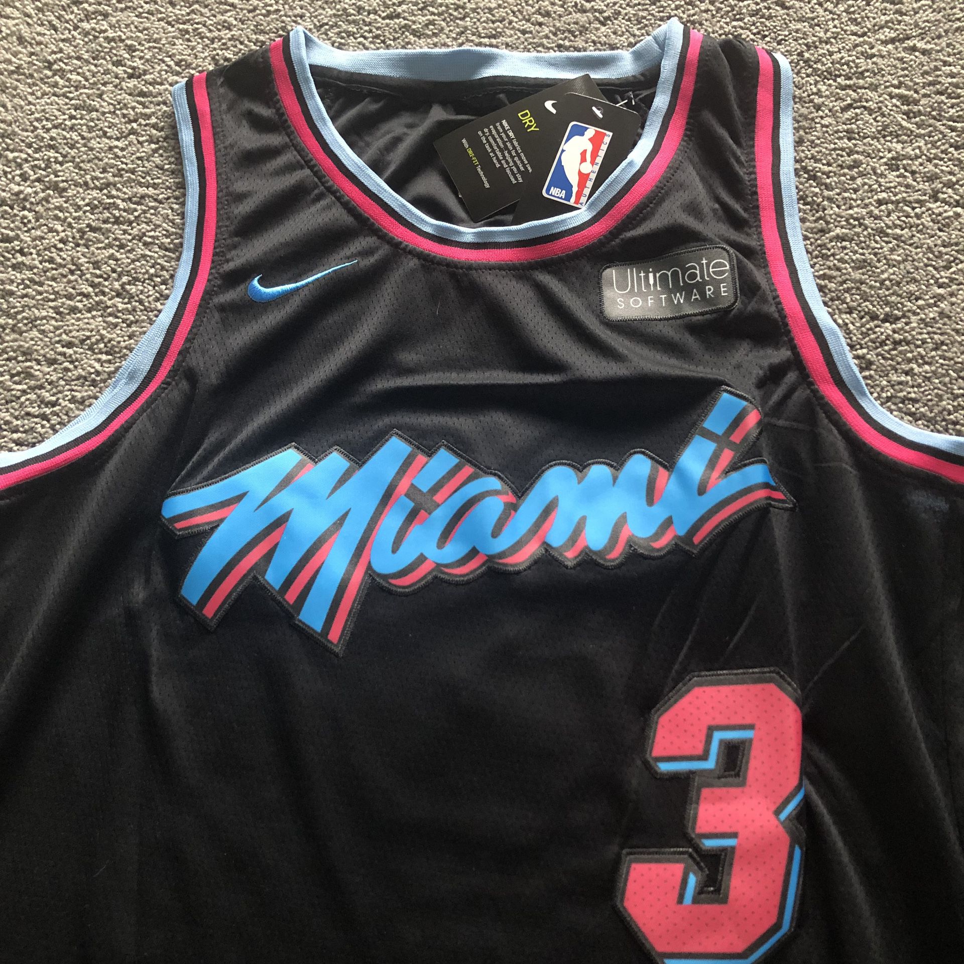 Dwyane Wade Miami Heat Nike Black Vice Nights Jersey for Sale in Miami  Beach, FL - OfferUp
