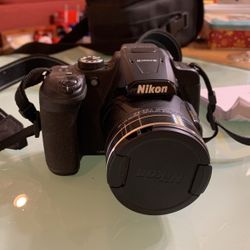 Nikon Coolpix B700 Camera