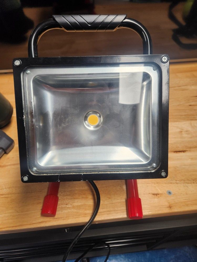 Husky LED Worklight