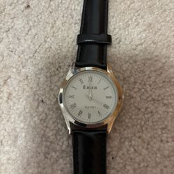  Eiger J433 Men's Silver Tone Analog Wrist Watch With Black Leather Strap