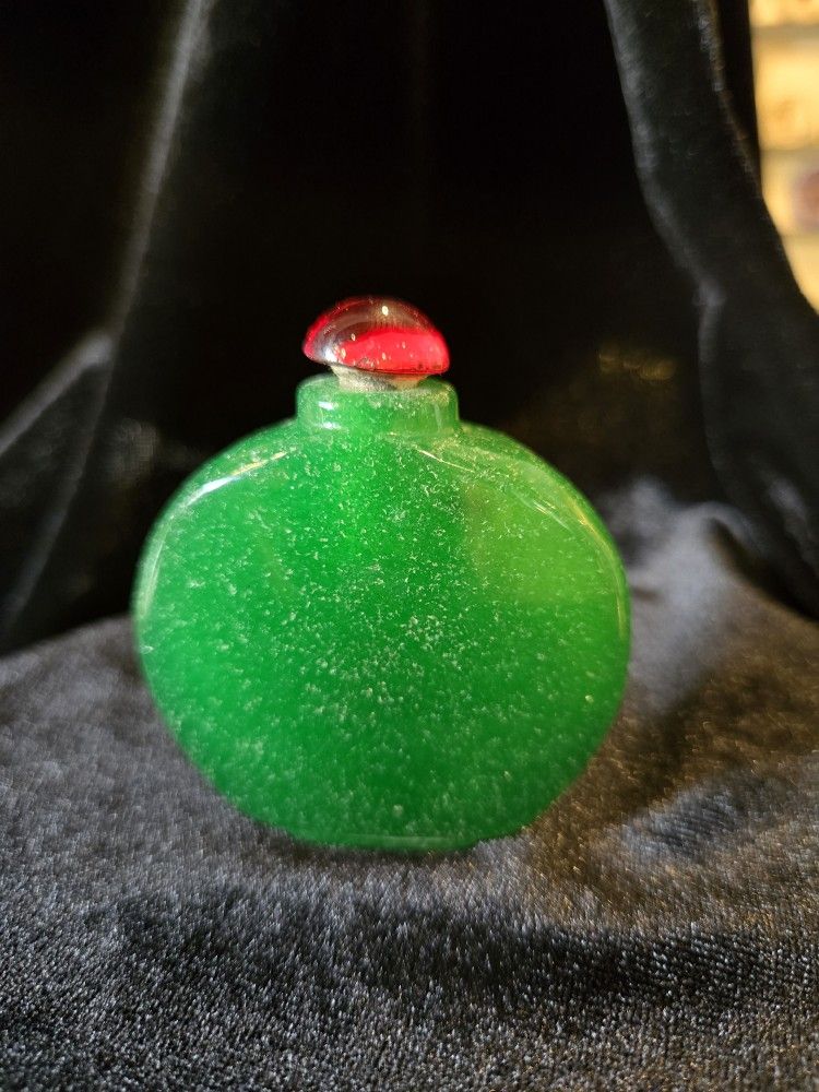 Chinese Green Glass Snuff Bottle