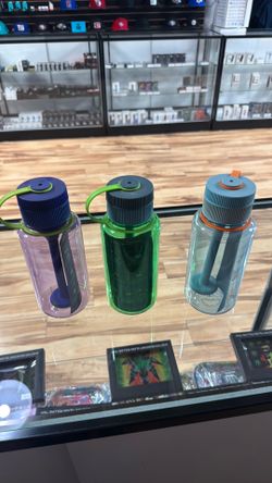 Puff co water bottle