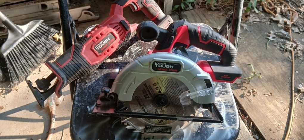 2 Saws