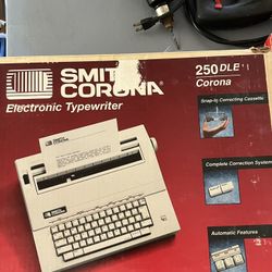 Typewriter Smith Corona Electronic 