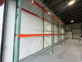 Teardrop Pallet Racking System