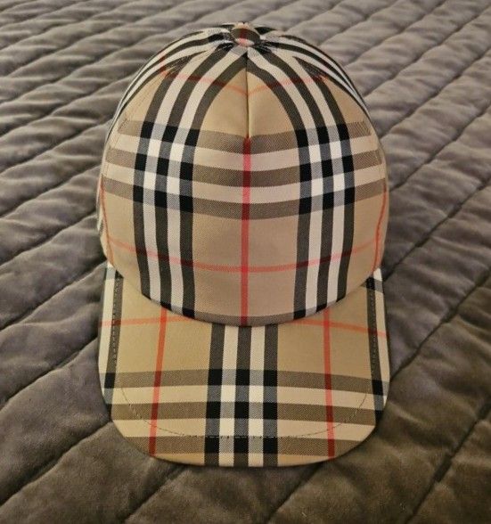 Burberry London England Snapback