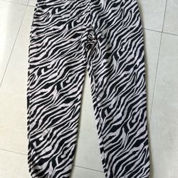 Victorias Secret Size XS women’s/ Juniors Joggers Loungewear
