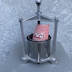 Grape / Fruit Press