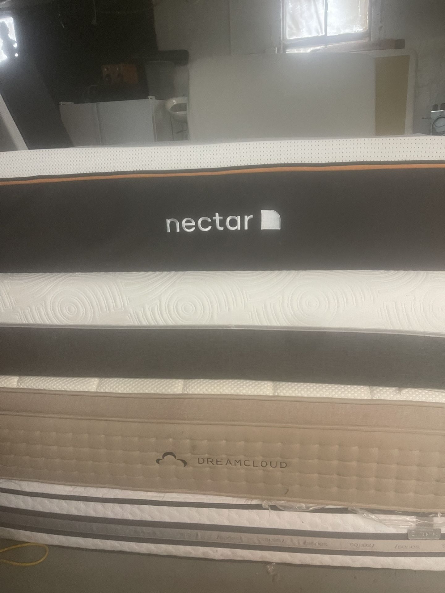 Nectar Copper Mattress Or Tempur-Pedic Firm Demo Models Very Nice Deals