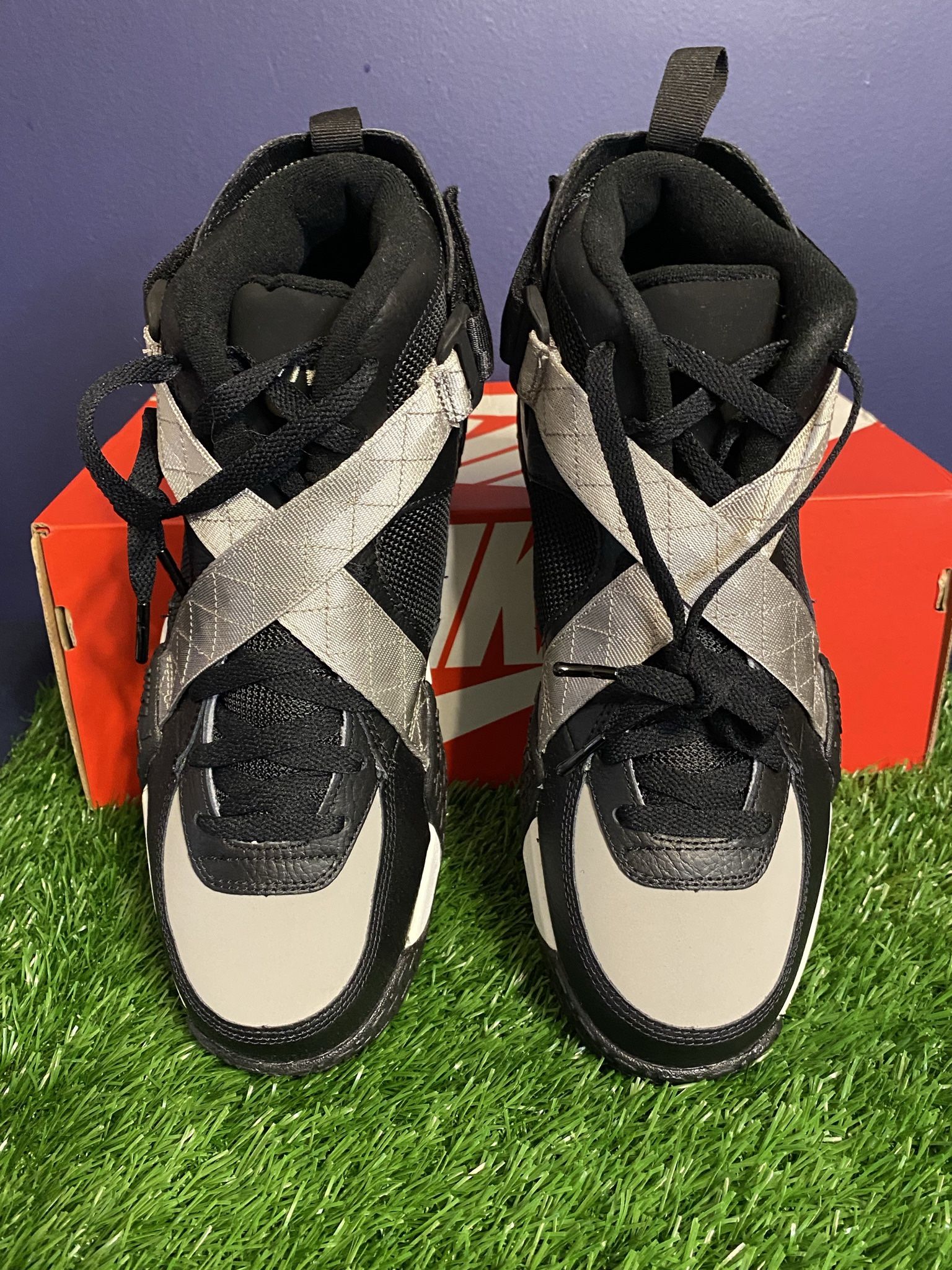 Nike Men's Air Raid OG 2020 Black/Wolf Grey/White sz 10.5  [DC1412-001]Deadstock for Sale in Yonkers, NY - OfferUp