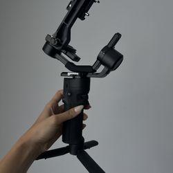 DJI RS 3 Mini Gimbal Stabilizer – Like New!