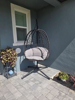 Egg Chair and Stand
