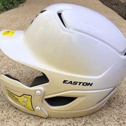 Easton ALPHA Helmet w/jaw guard 