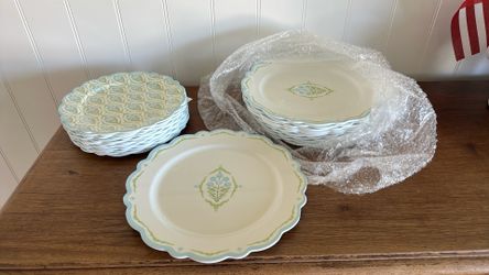 Lillian August 12 piece Melamine Dinner set