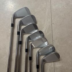 TaylorMade P790