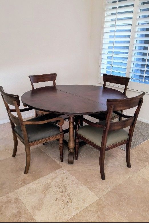Ethan Allen British Classics Dining Table & 6 Chairs