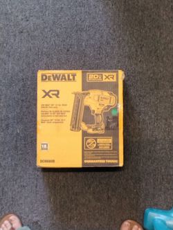 DEWALT 18 GUAGE BRAD NAILER