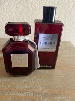 Victoria's Secret Bombshell Midnight Perfume and Mist Set slightly used