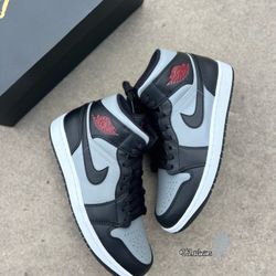 Jordan 1 Mid Shadow Red