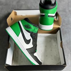Jordan 1 Retro Mid Lucky Greens